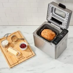 Cuisinart Custom Convection Bread Maker -Home Kitchen image 1028