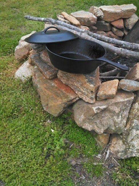 Lodge Cast Iron Covered Deep Skillet, 3.2 Qt. 5 Lodge Cast Iron Covered Deep Skillet, 3.2 Qt. - Image 3