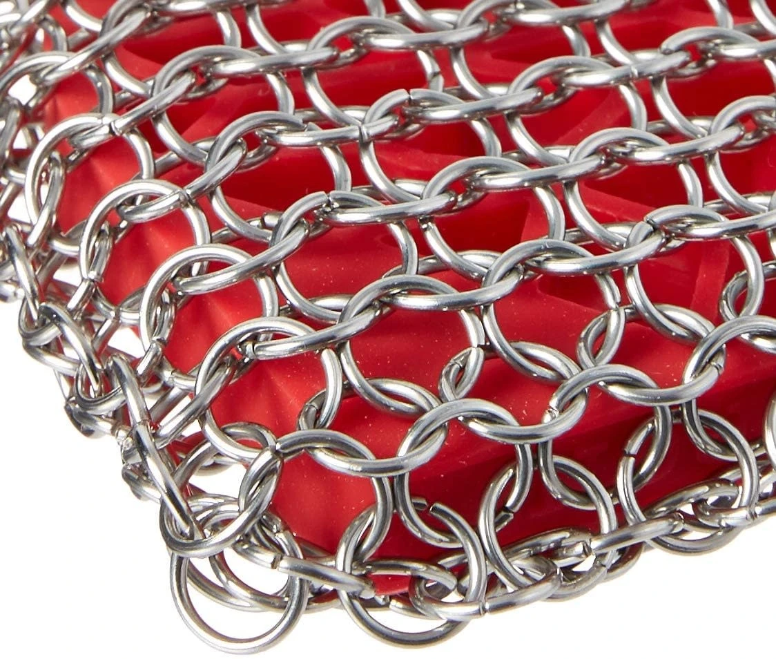 Lodge Chainmail Scrubbing Pad Red 6 Lodge Chainmail Scrubbing Pad Red - Image 4