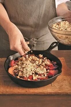 Lodge Cast Iron Skillet, 9" 9 Lodge Cast Iron Skillet, 9" -Home Kitchen image 1596