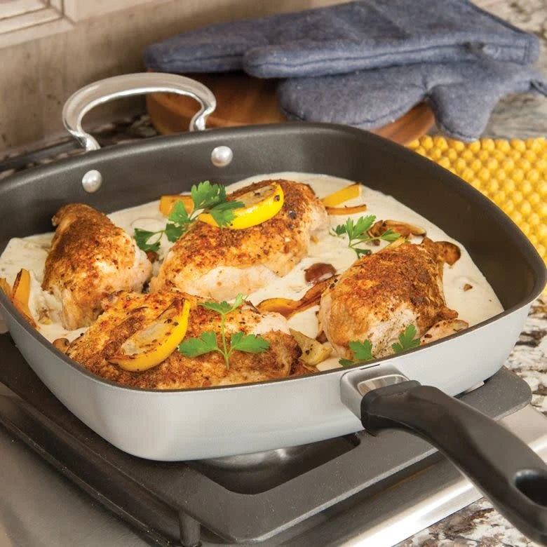 Nordic Ware Square Meal Pan 4 Nordic Ware Square Meal Pan - Image 2