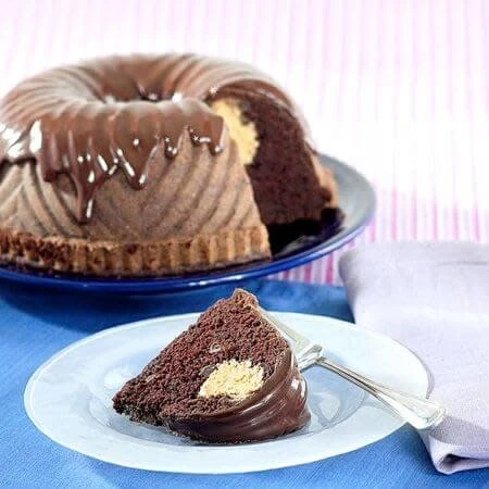 Nordic Ware Bavaria Bundt Pan 4 Nordic Ware Bavaria Bundt Pan - Image 2