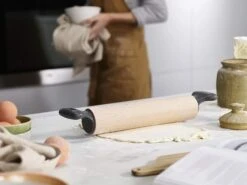 Joseph Joseph Grip-Pin Ergonomic Rolling Pin, Grey -Home Kitchen image 1914