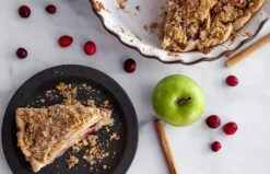 Jefferson Street Pie Dish, New England White Ceramic 12 Jefferson Street Pie Dish, New England White Ceramic -Home Kitchen image 1962