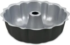 Cuisinart Chef's Classic 9.5" Fluted Cake Pan
