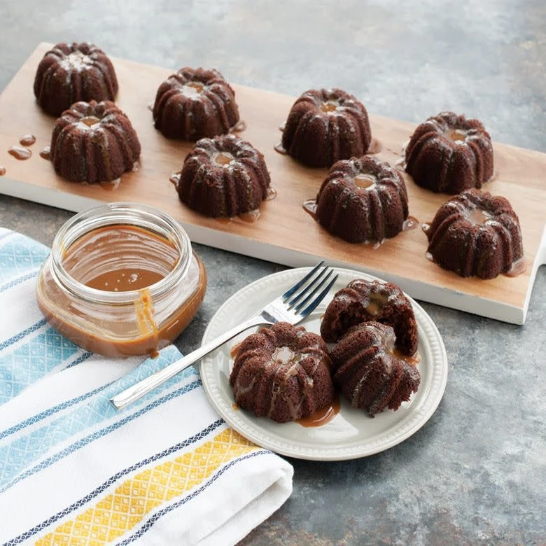 Nordic Ware Bundt Brownie Pan 6 Nordic Ware Bundt Brownie Pan - Image 4