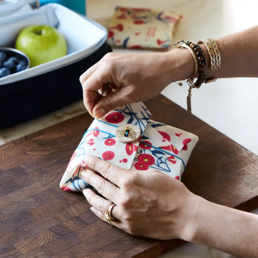 Dexas Jelli Cutting Board - 11” X 14.5" Red 4 Dexas Jelli Cutting Board - 11” X 14.5" Red - Image 2